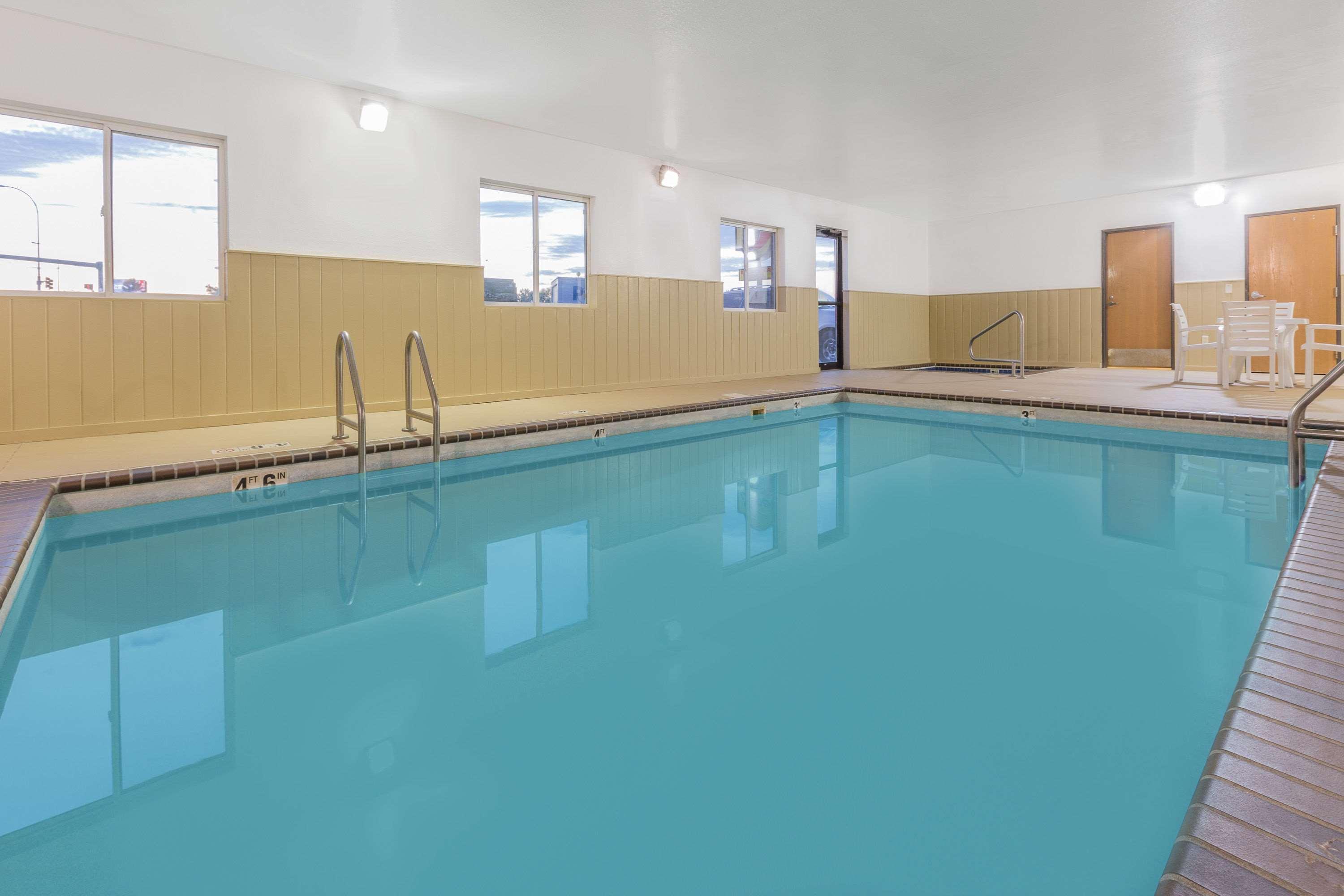 Super 8 By Wyndham Sioux Falls Luaran gambar