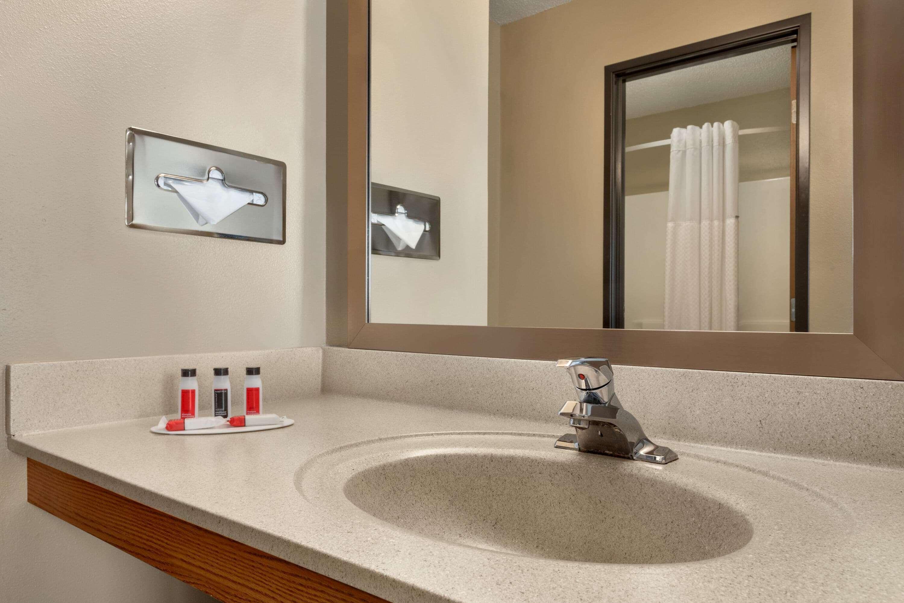 Super 8 By Wyndham Sioux Falls Luaran gambar